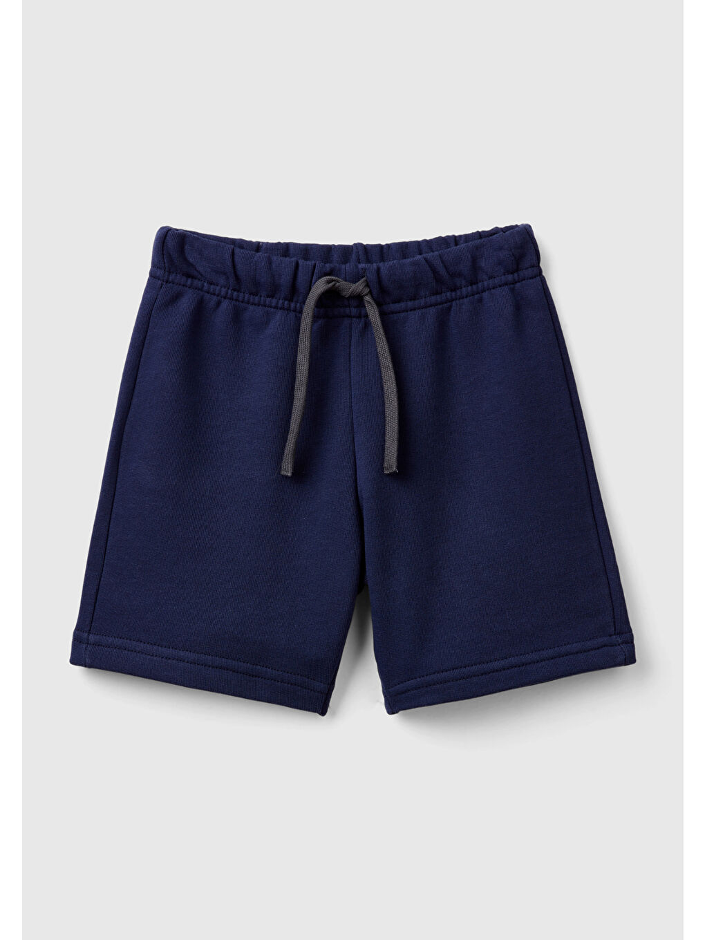 Erkek Çocuk Lacivert Arka Cebi Logolu Sweat Şort