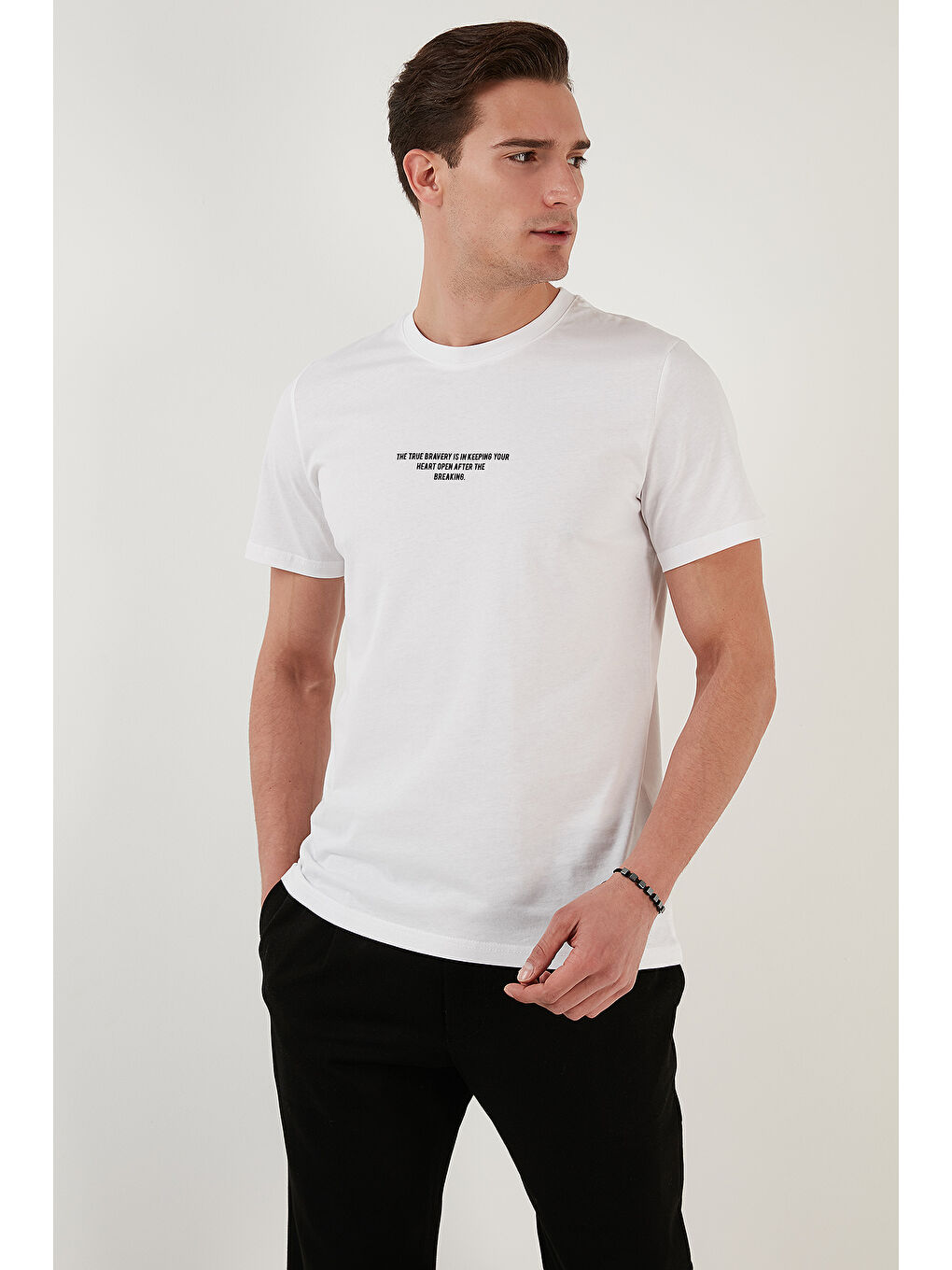 Beyaz % 100 Pamuk Regular Fit Bisiklet Yaka Tişört 5902624-5