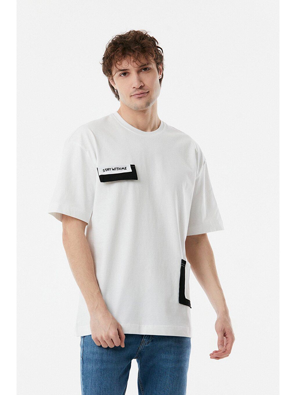 Beyaz Stay Wıth Me Nakışlı Cepli Oversize Tişört