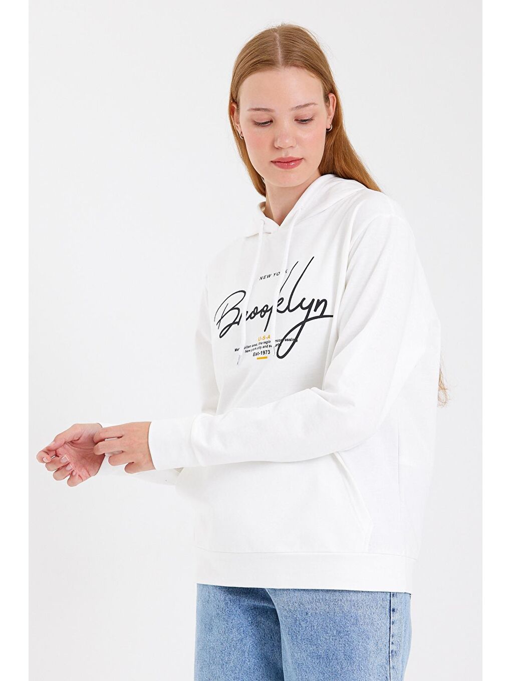 Süperlife Ekru Kadın Kapşonlu Oversize Fit El Yazılı Brooklyn Baskılı Sweatshirt SPR23SW361 - 2