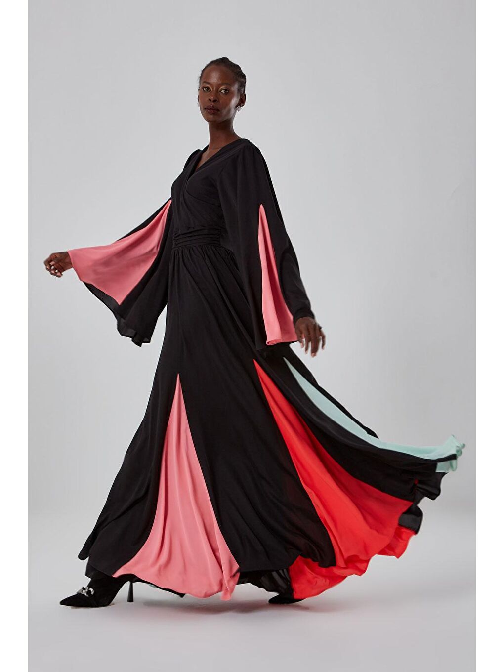 Renk Bloklu Tasarım Siyah Elbise-2