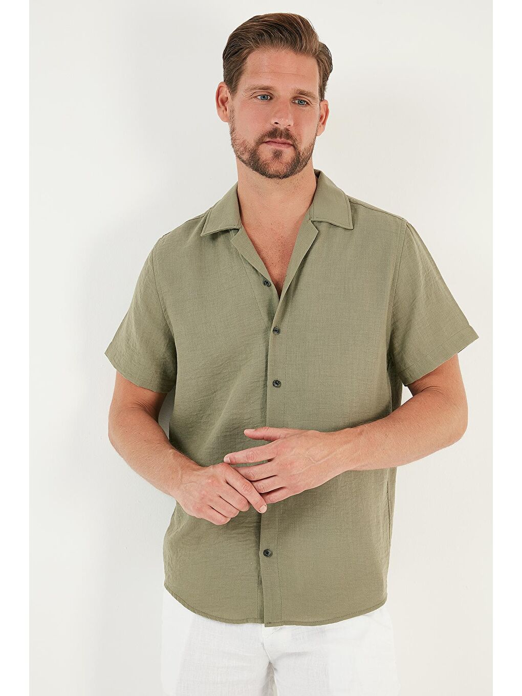 Haki Keten Görünümlü Kısa Kollu Apaş Yaka Regular Fit Gömlek CF23S116775-2