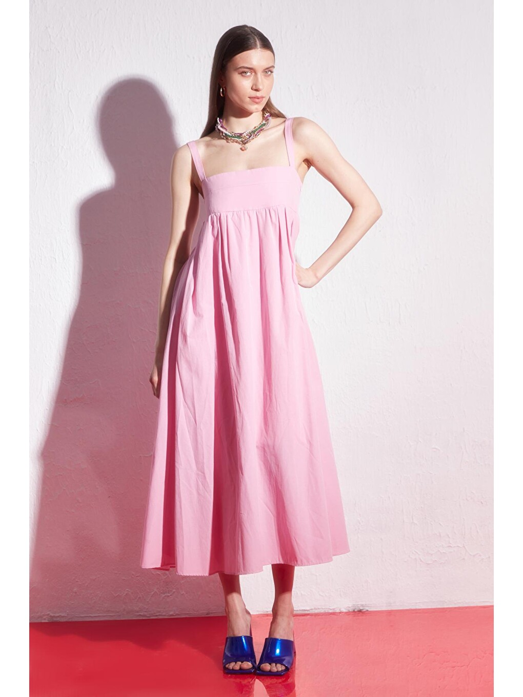 Pembe Askılı Uzun Elbise Pudra