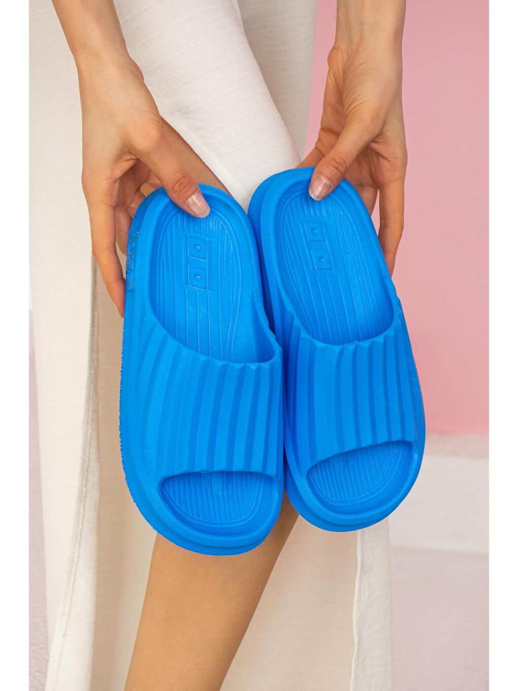 Mavi Kalın Bantlı EVA Comfort Taban Kadın Terlik DNZ20