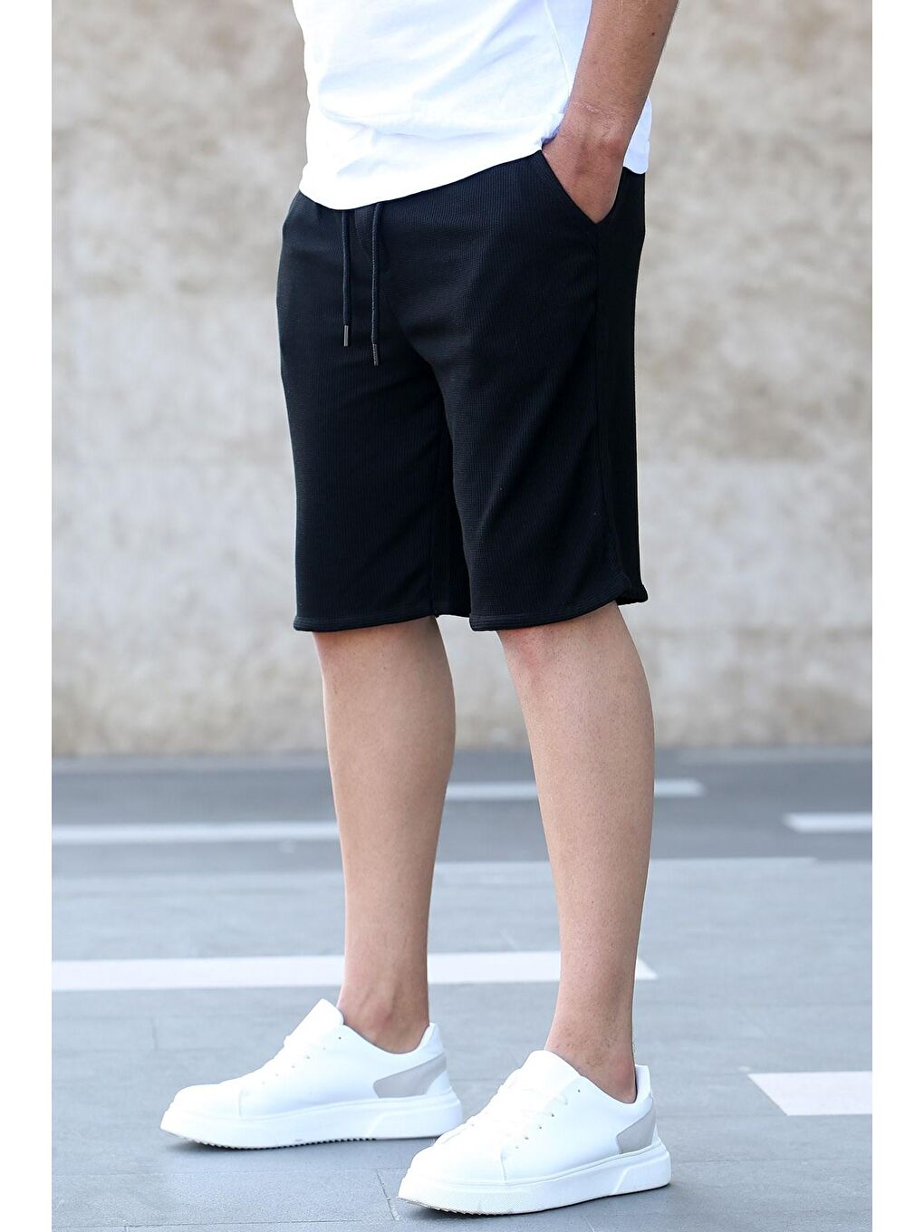 Siyah Kapri Şort 5410-1