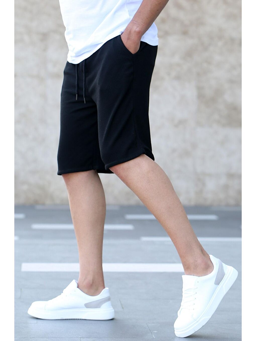 Siyah Kapri Şort 5410-2