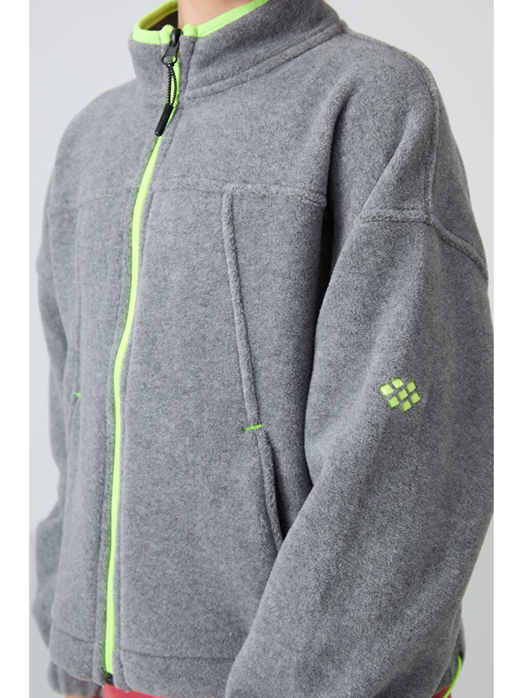 Gri Melanj Kalın Yumuşak Dokulu Standart Fit Nakışlı Polar Kız Çocuk Sweatshirt - 75157-2