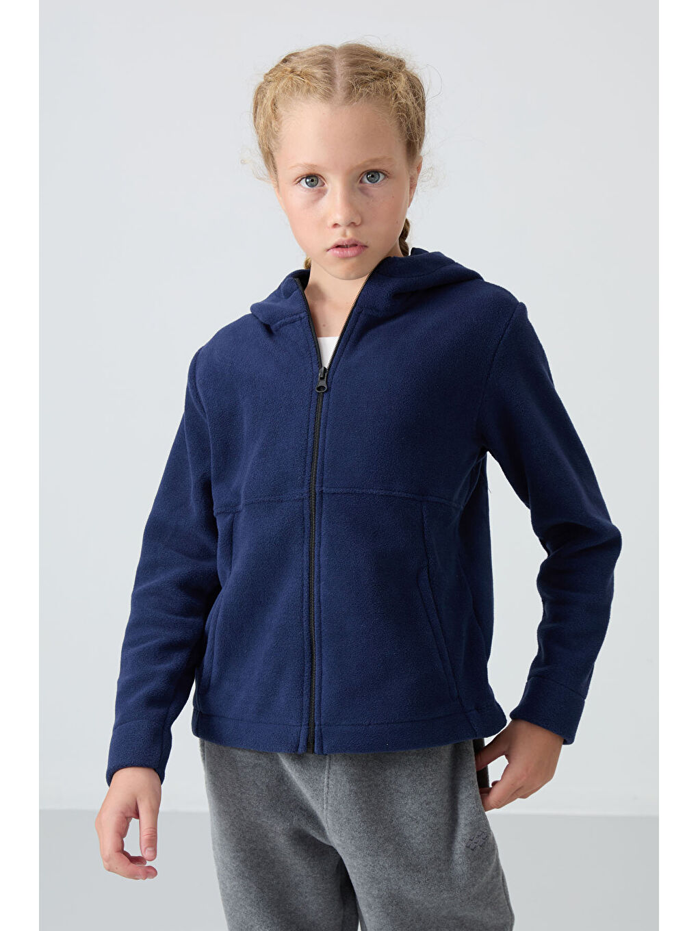 İndigo Kalın Yumuşak Dokulu Standart Fit Nakışlı Polar Kız Çocuk Sweatshirt - 75152-1