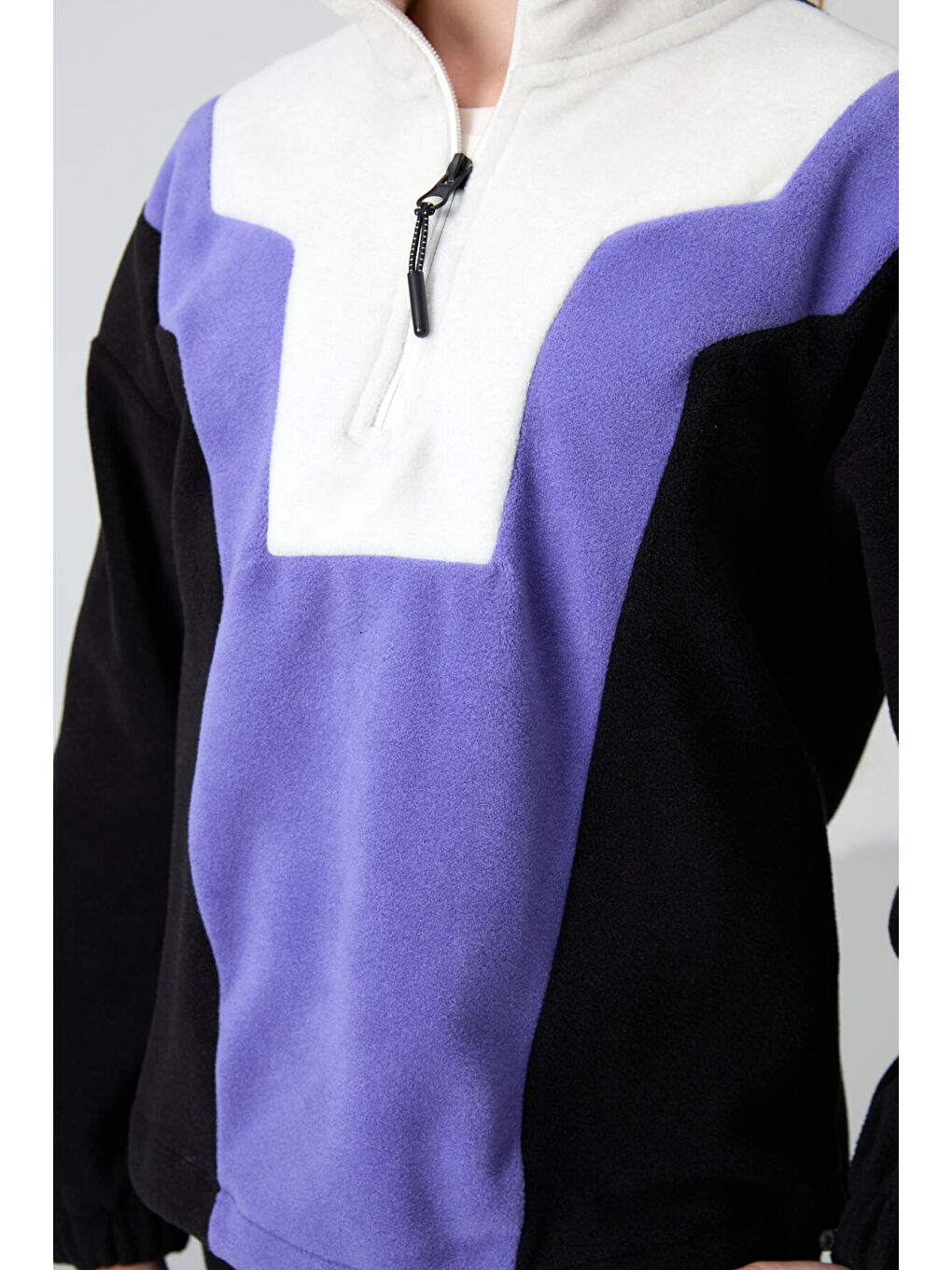 Siyah Kalın Yumuşak Dokulu Oversize Nakışlı Polar Kız Çocuk Sweatshirt - 75153-2