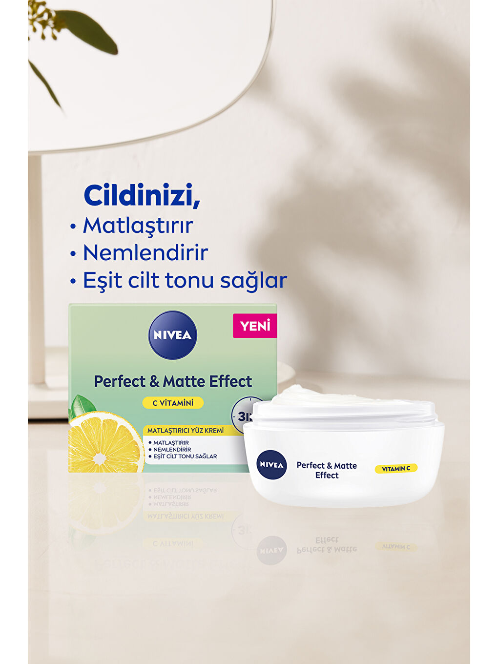 NIVEA Perfect&Matte Matlaştırıcı Gündüz Yüz Bakım Kremi 50ml, C Vitamini, Eşit Cilt Tonu, Nemlendirici - 1