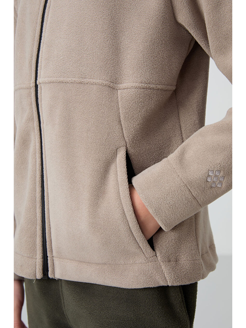 Koyu Bej Kalın Yumuşak Dokulu Standart Fit Nakışlı Polar Kız Çocuk Sweatshirt - 75152-2