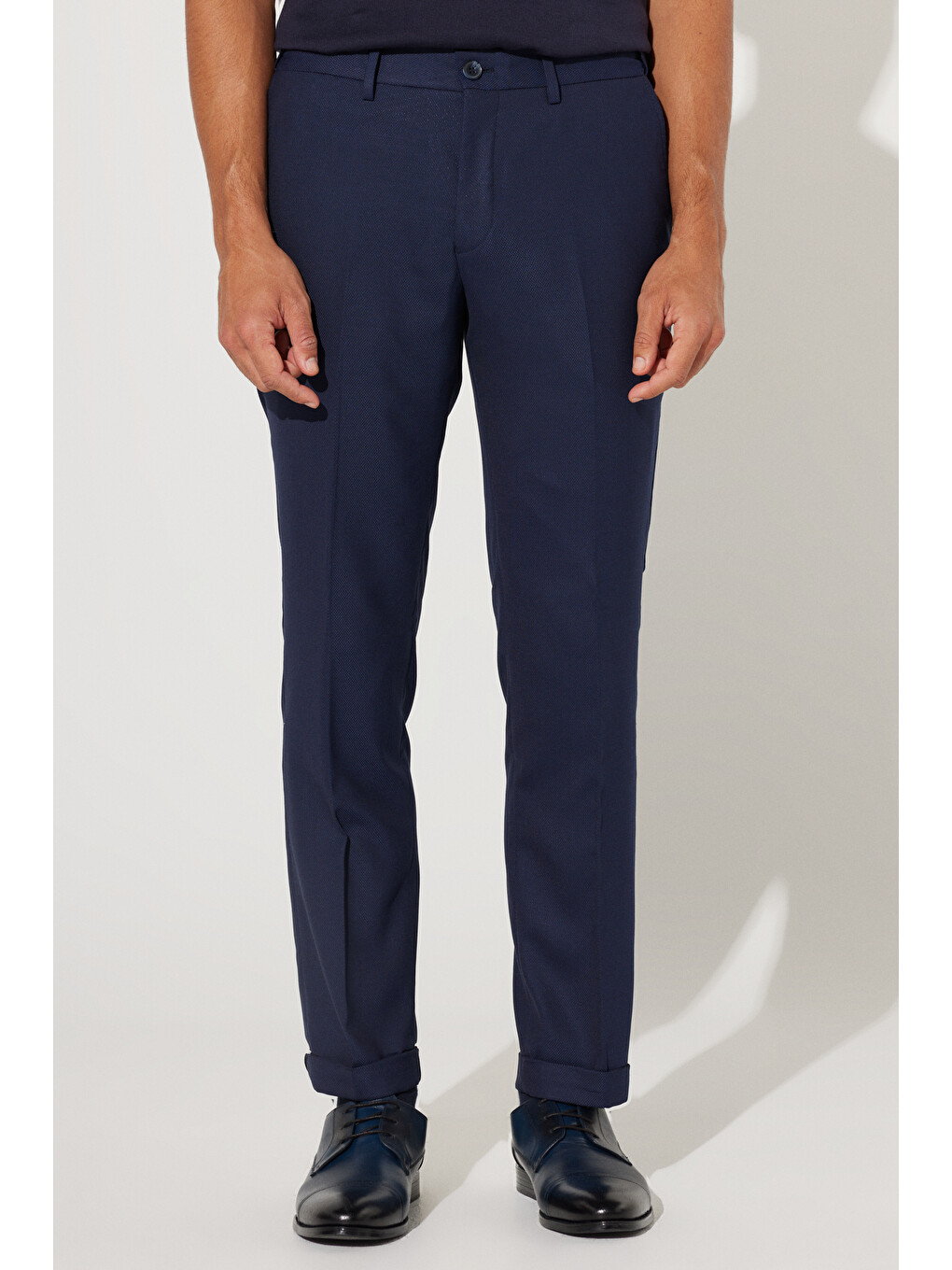 Erkek Lacivert Slim Fit Dar Kesim Mono Yaka Armürlü Takım Elbise-7