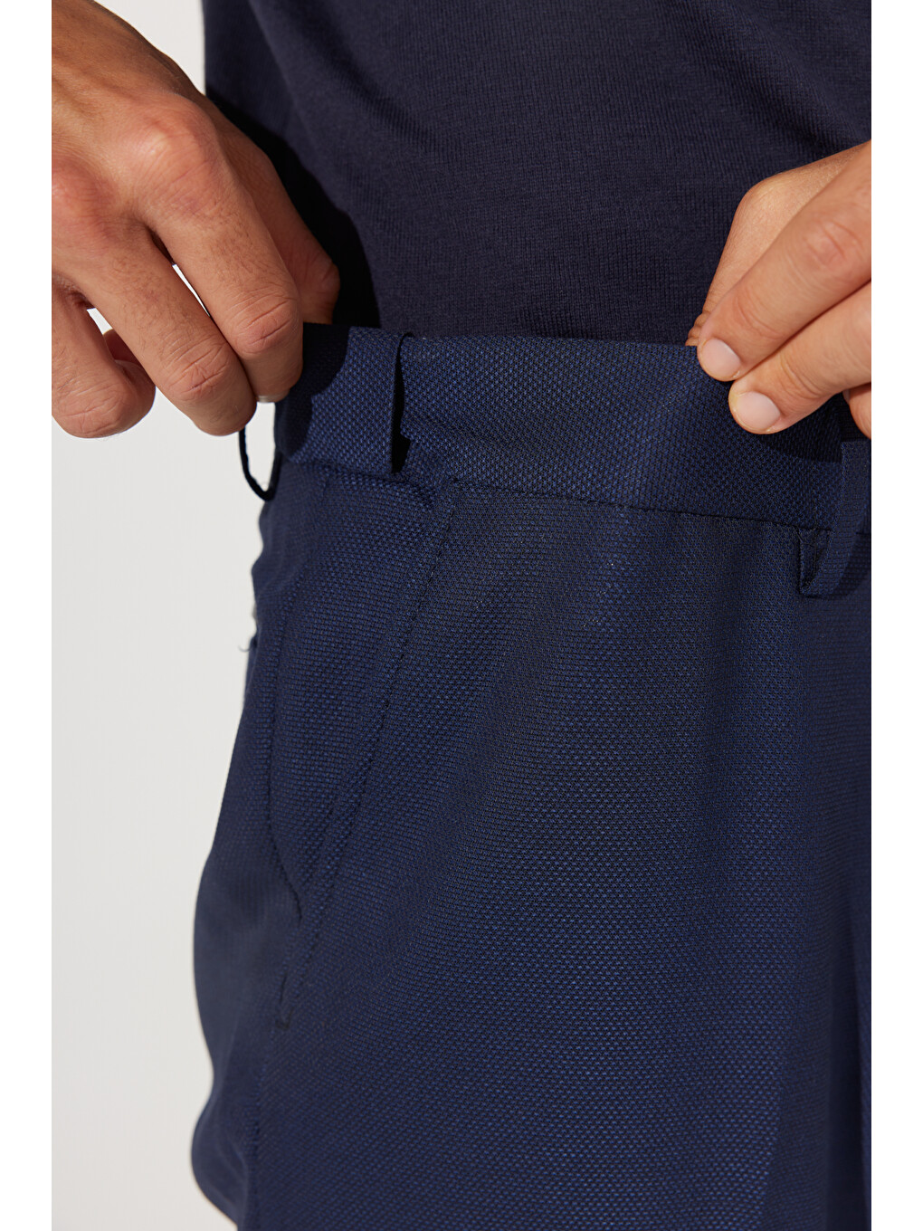 Erkek Lacivert Slim Fit Dar Kesim Mono Yaka Armürlü Takım Elbise-8