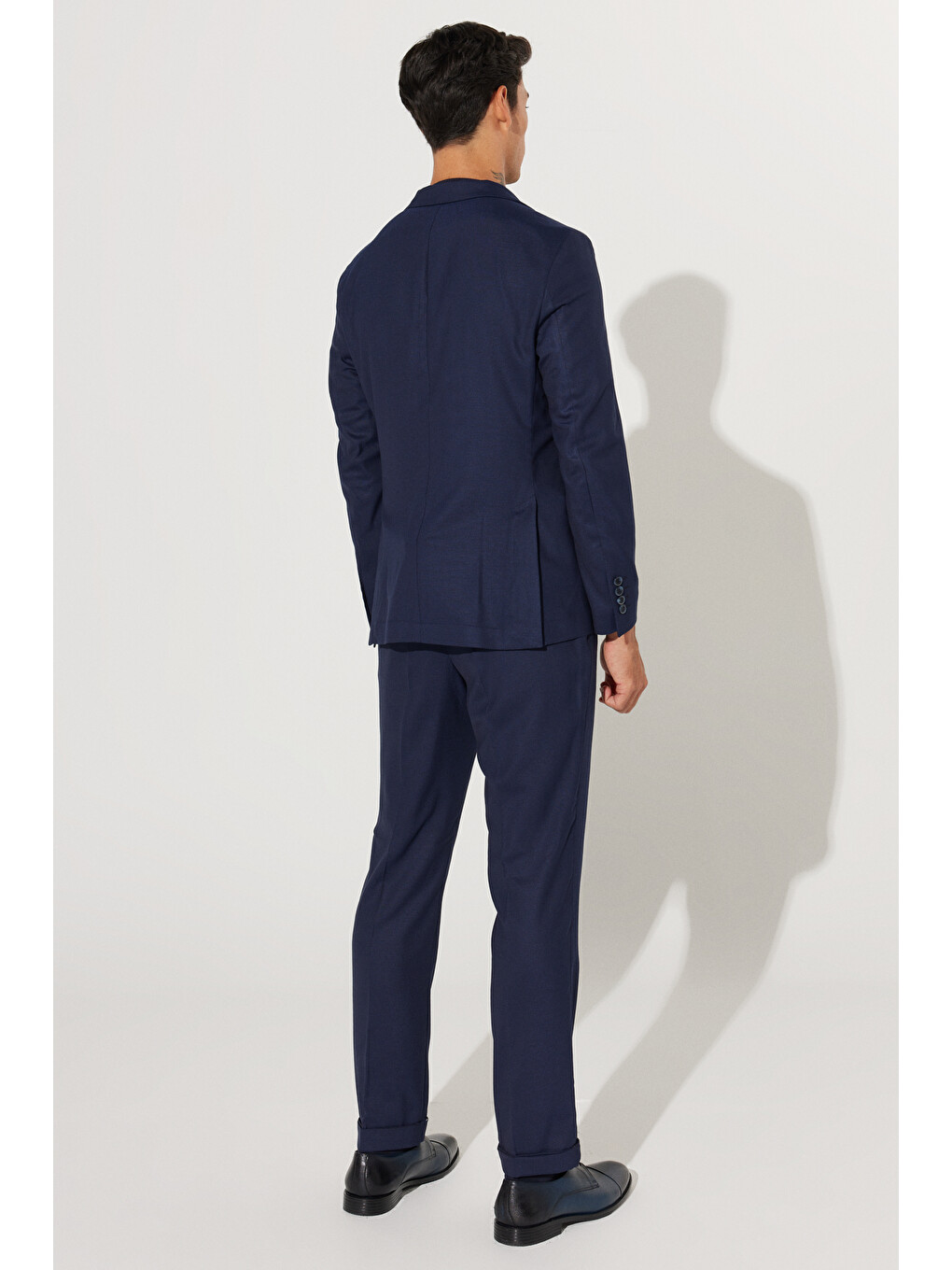 Erkek Lacivert Slim Fit Dar Kesim Mono Yaka Armürlü Takım Elbise-9