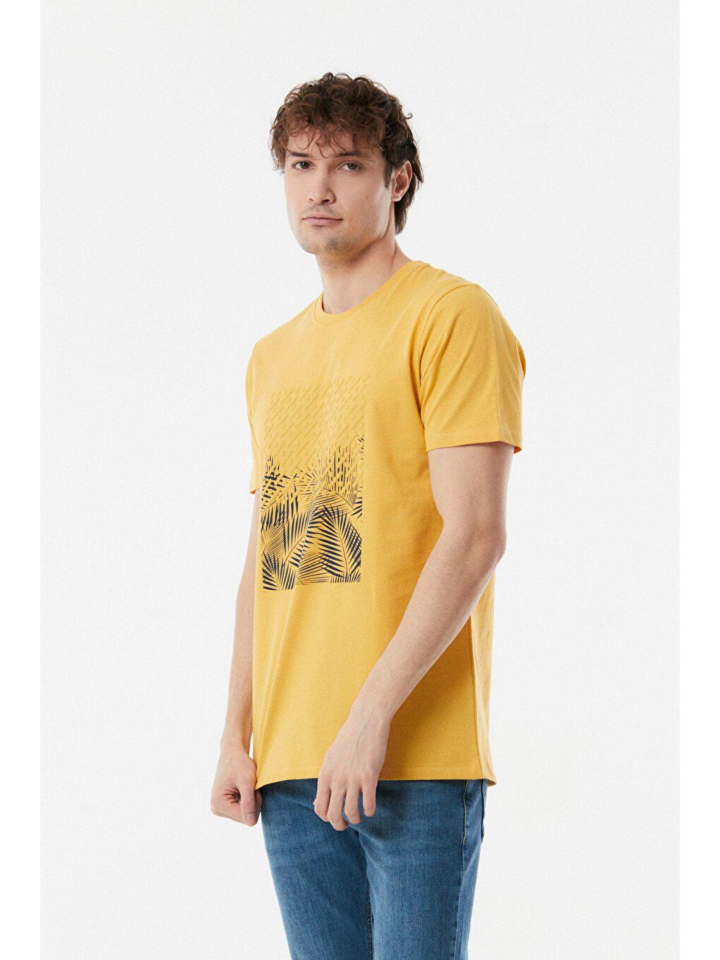 Sarı Baskılı Bisiklet Yaka Tişört-4