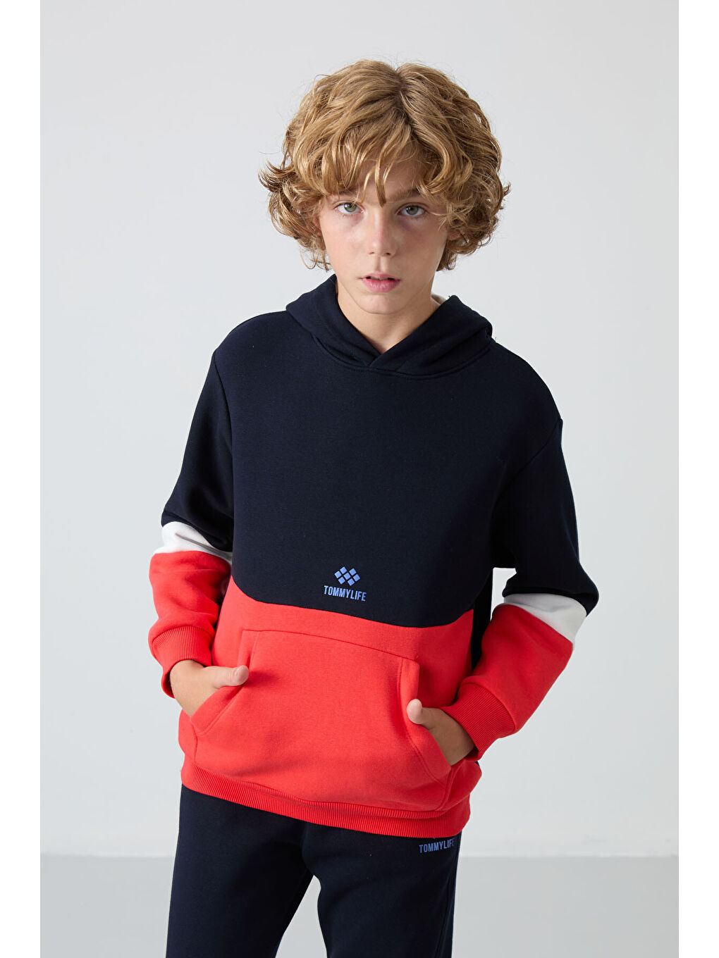 Lacivert Pamuklu Kalın İçi Tüylü Yumuşak Dokulu Standart Fit Nakışlı Erkek Çocuk Eşofman Takım - 11-2