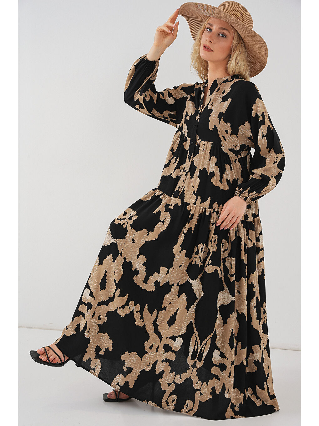 2423 Otantik Desenli Tesettür Elbise - A.Bej-1