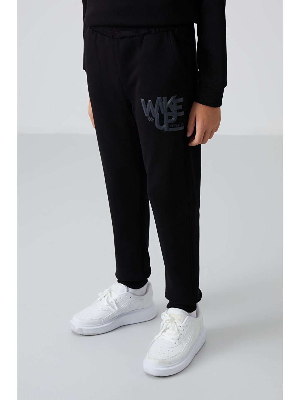 Siyah Pamuklu Kalın İçi Tüylü Yumuşak Dokulu Standart Fit Baskılı Erkek Çocuk Eşofman Takım - 11253-2