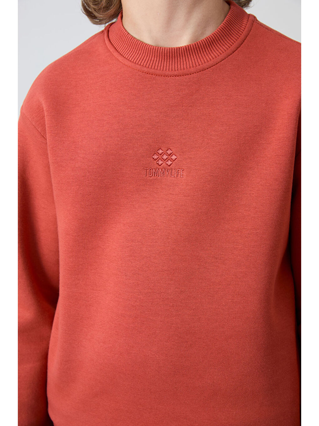 Kahverengi Kiremit-Lacivert Pamuklu Kalın İçi Tüylü Yumuşak Dokulu Standart Fit Nakışlı Erkek Çocuk Eşofman Ta-3