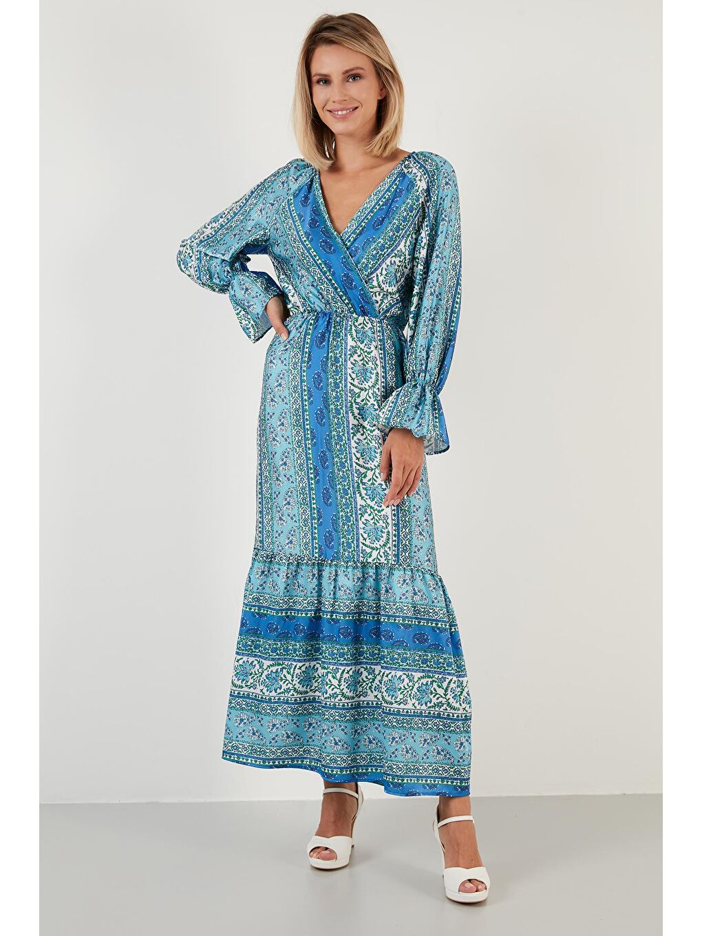 Mavi Desenli Rahat Kalıp Kruvaze Yaka Elbise 6058062-3