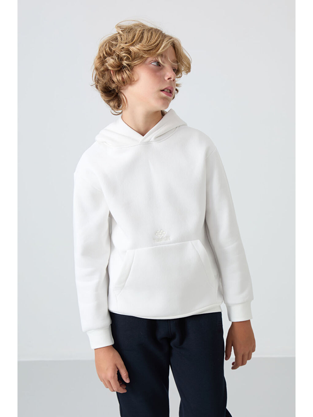 Ekru Pamuklu Kalın İçi Tüylü Yumuşak Dokulu Standart Fit Baskılı Erkek Çocuk Sweatshirt - 11215