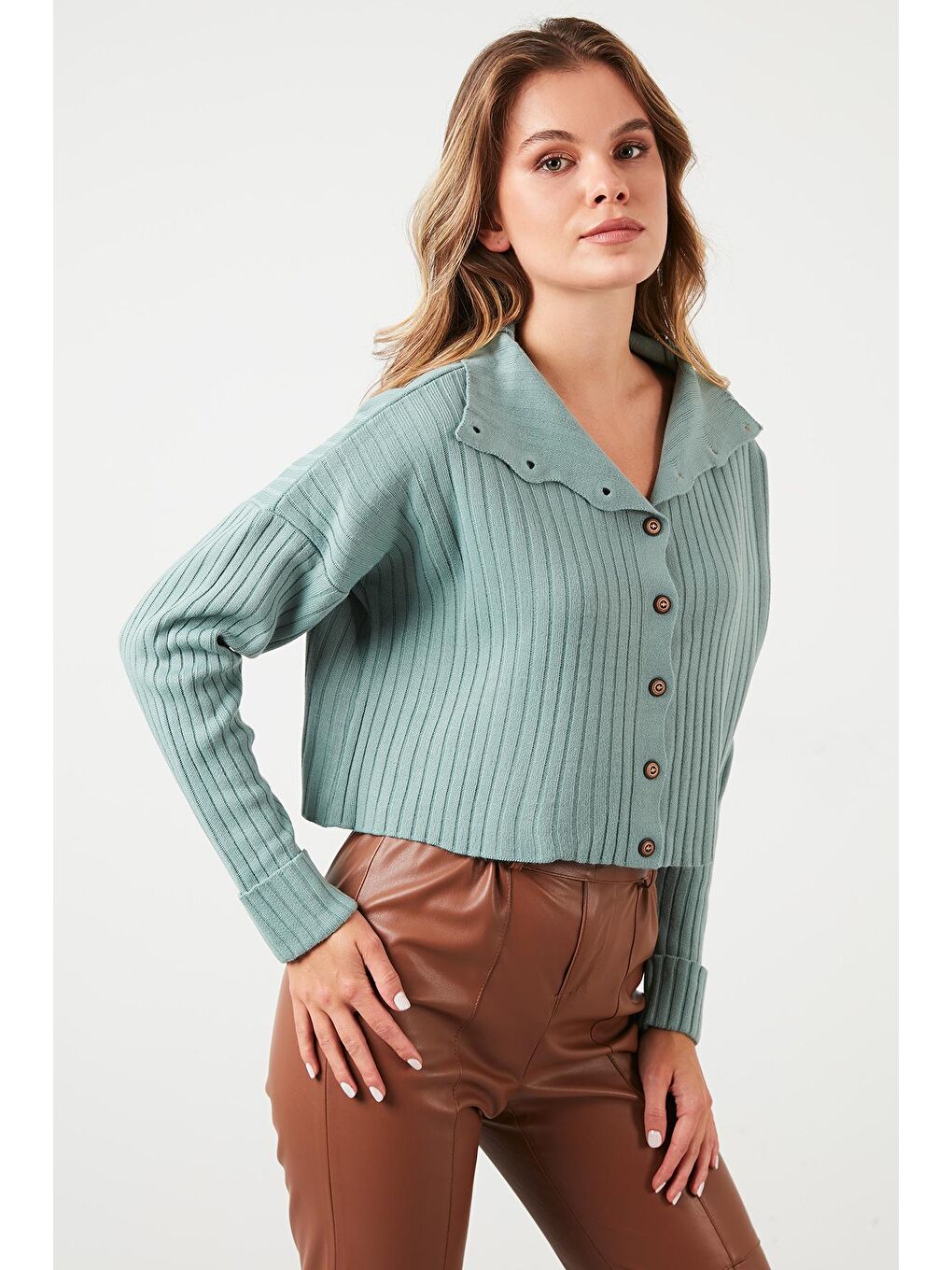 Yeşil Düğmeli Dik Yaka Fitilli Örme Hırka 4616003-4