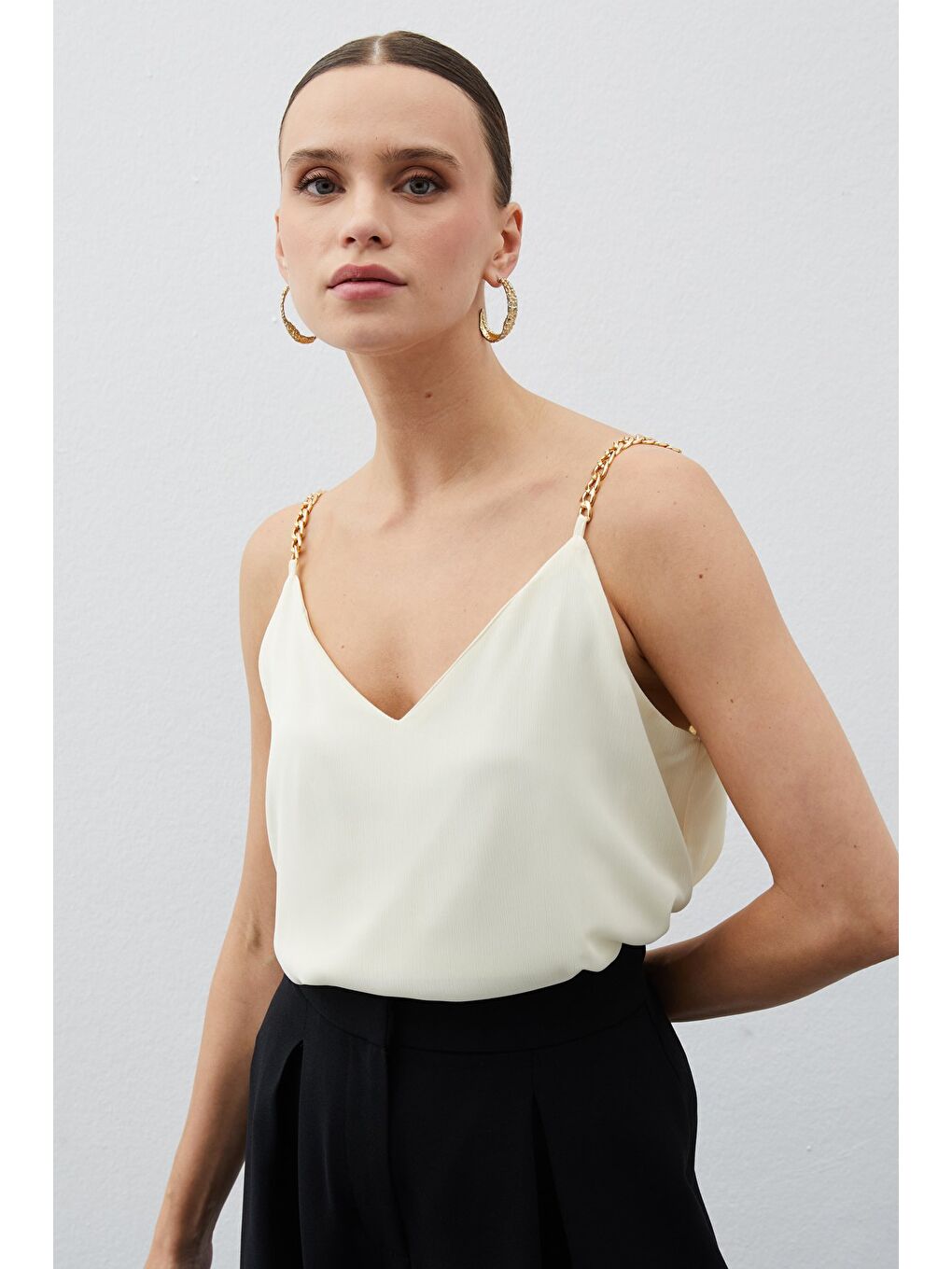 Ekru Zincir Askılı Salaş Bluz - Krem-2