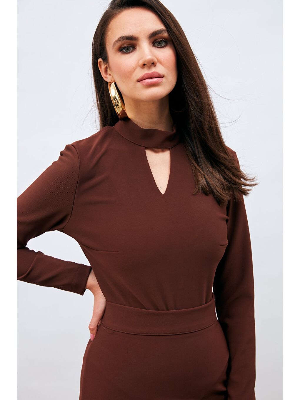 Kahverengi Sırt Detaylı Bodysuit Bluz - Kahve-2