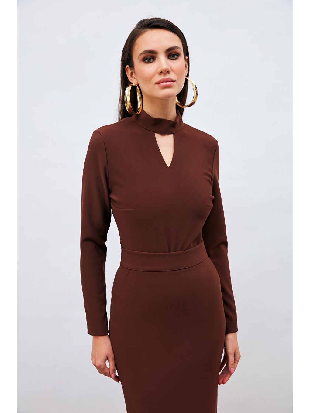 Kahverengi Sırt Detaylı Bodysuit Bluz - Kahve-3