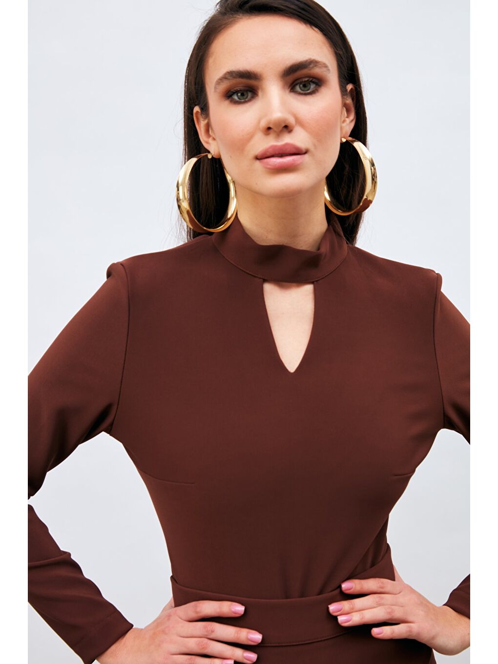 Kahverengi Sırt Detaylı Bodysuit Bluz - Kahve-4