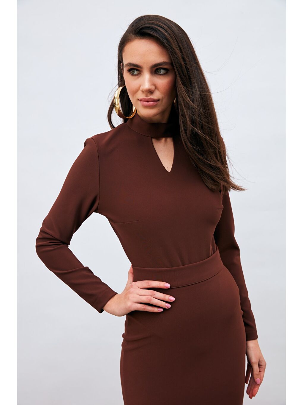 Kahverengi Sırt Detaylı Bodysuit Bluz - Kahve-5