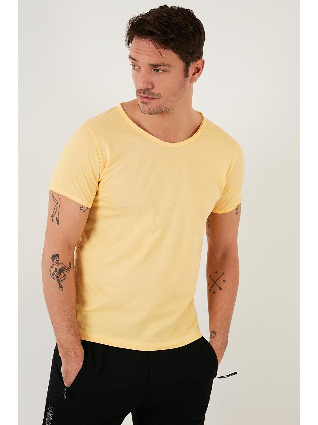 Sarı % 100 Pamuklu Bisiklet Yaka Basic Tişört 5412008-2