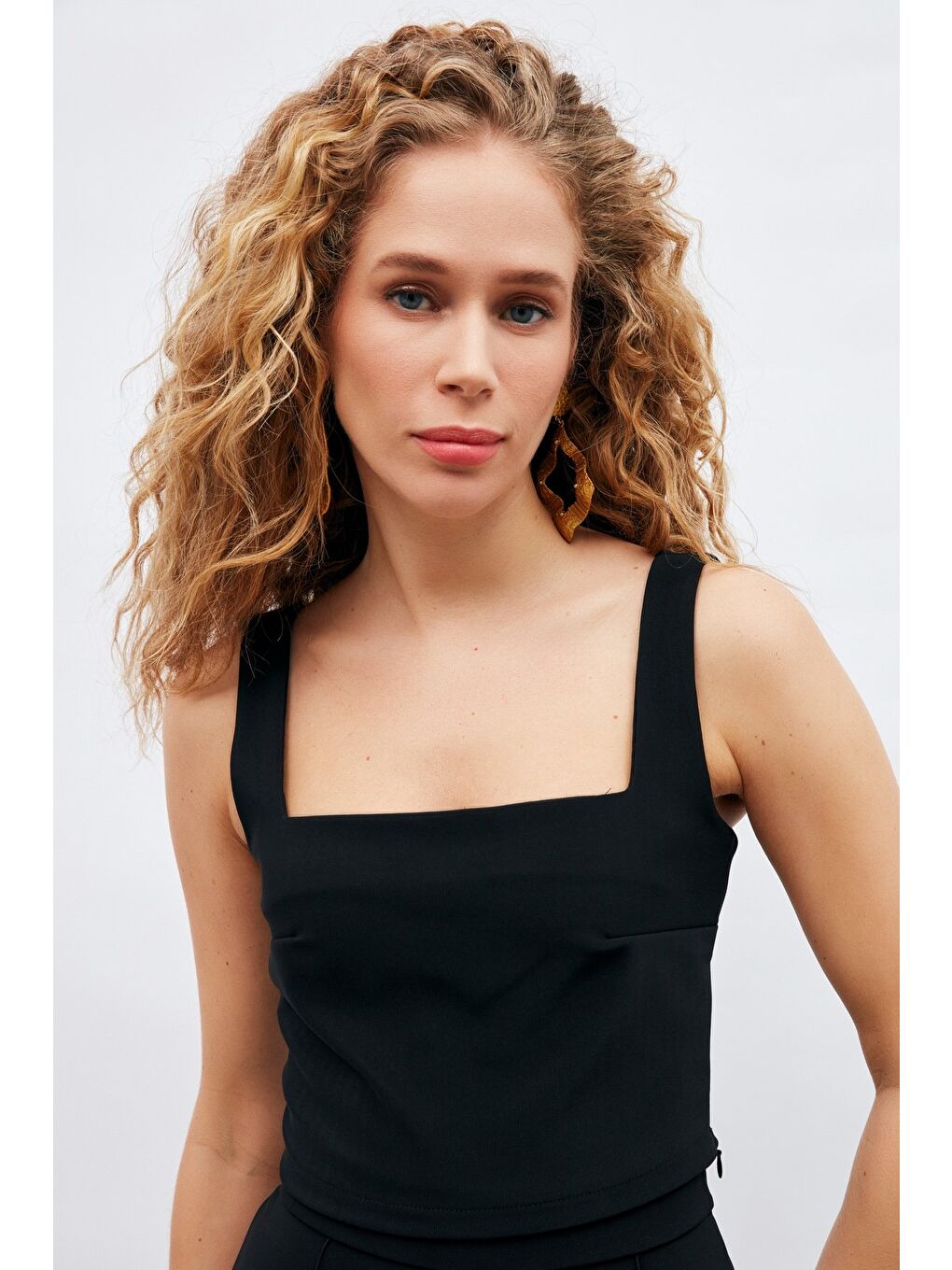 Kare Yaka Crop Bluz - Siyah-1