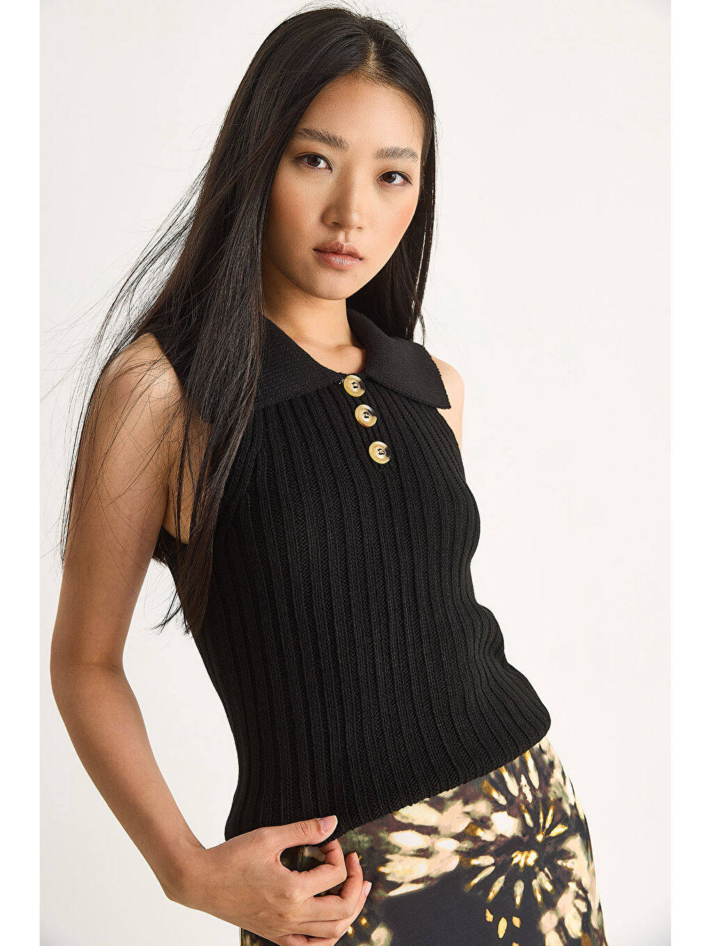 Siyah Kadın Yakalı Fitilli Yazlık Triko Bluz-1