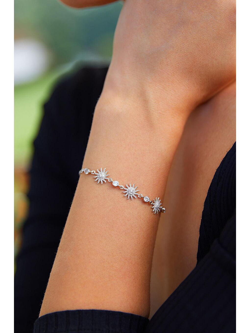 Gri Kadın Gümüş Kaplama 925 Ayar Gümüş 3'lü Güneş Taşlı Bileklik