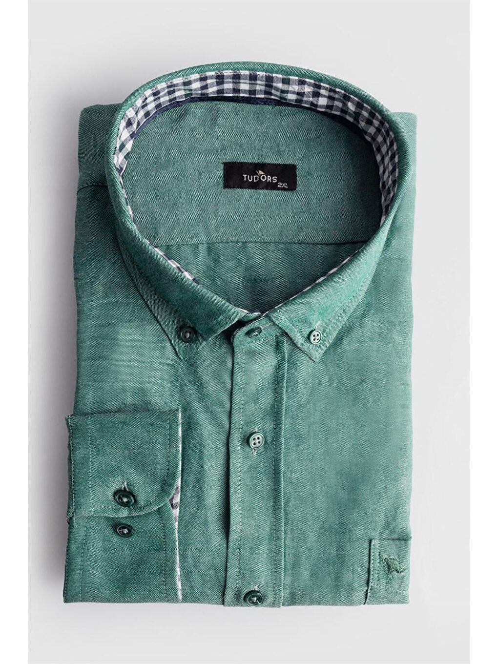 Yeşil Düğmeli Yaka Erkek Büyük Beden Gömlek