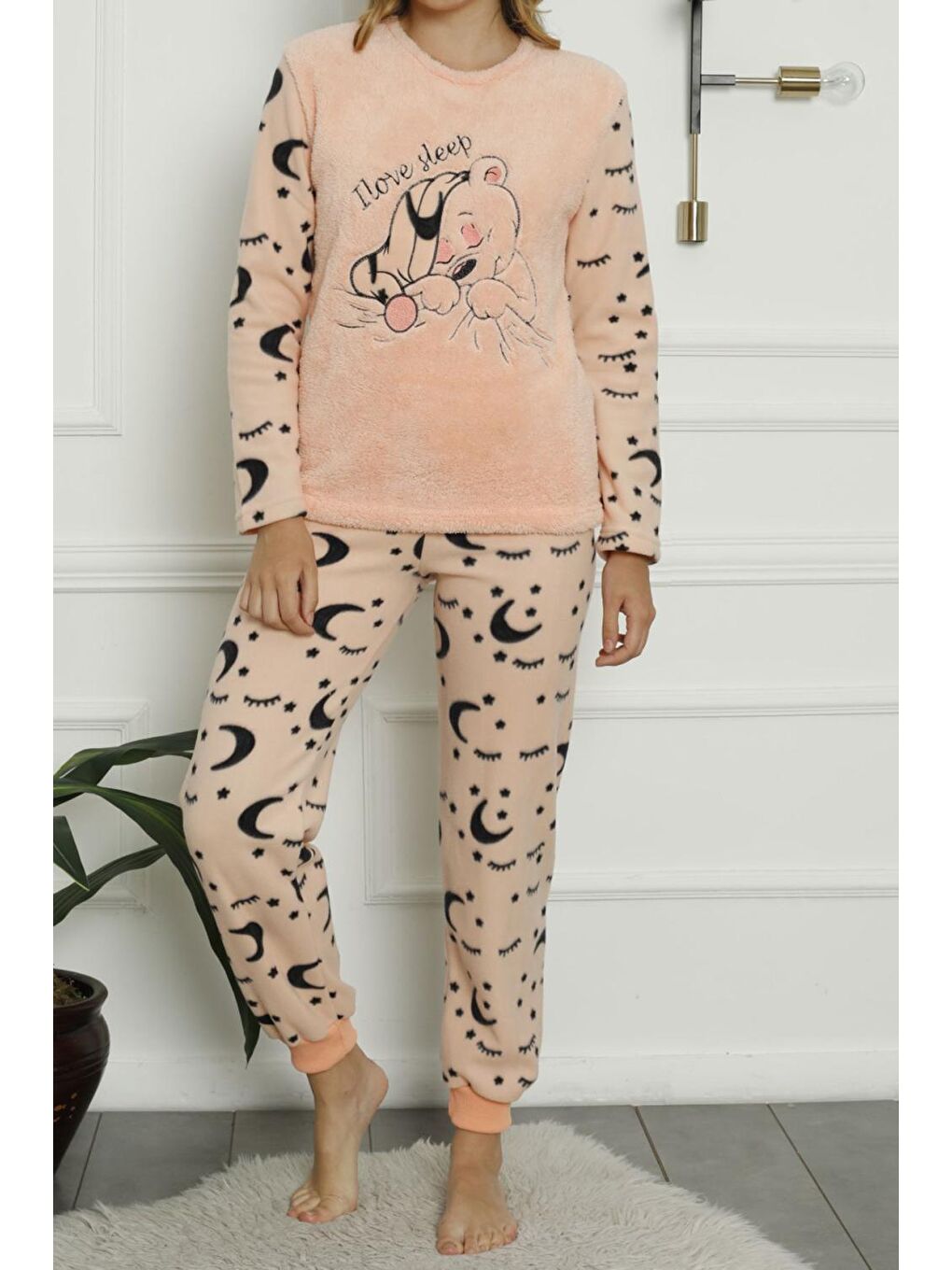 Pembe Kadın Pelüş Pijama Takimi Welsoft SOMON