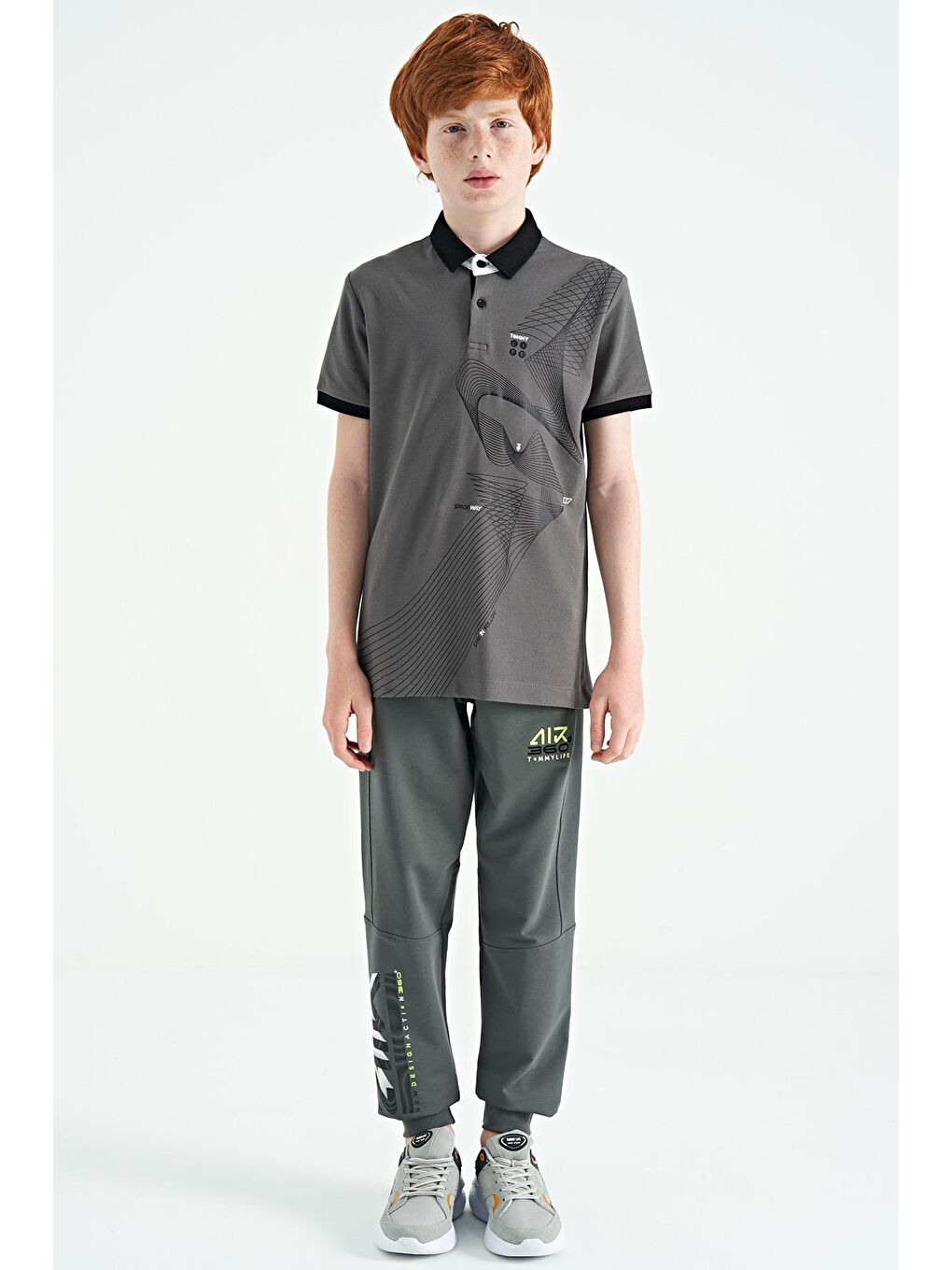 Haki Yazı Nakışlı Fermuar Cep Detaylı Standart Kalıp Erkek Çocuk Eşofman Alt - 11060-1