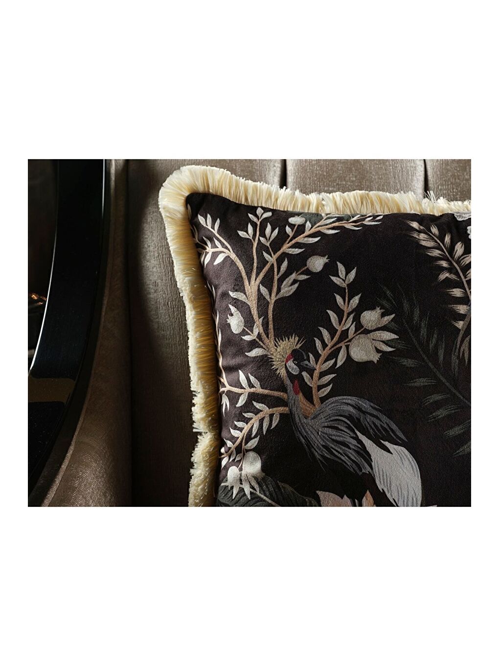Lüks Kadife 43x43 Cm Kırlent Kılıfı Dekoratif Avangart Saçaklı Siyah-3