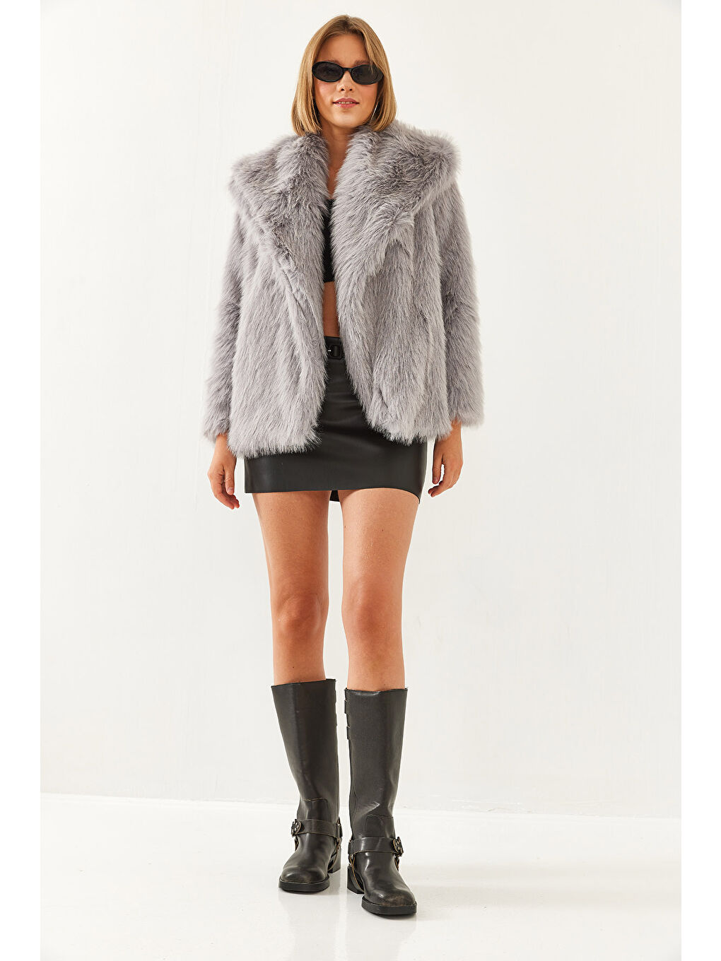 Gri Kadın Yakalı Astarlı Premium Kürk MBMS-6