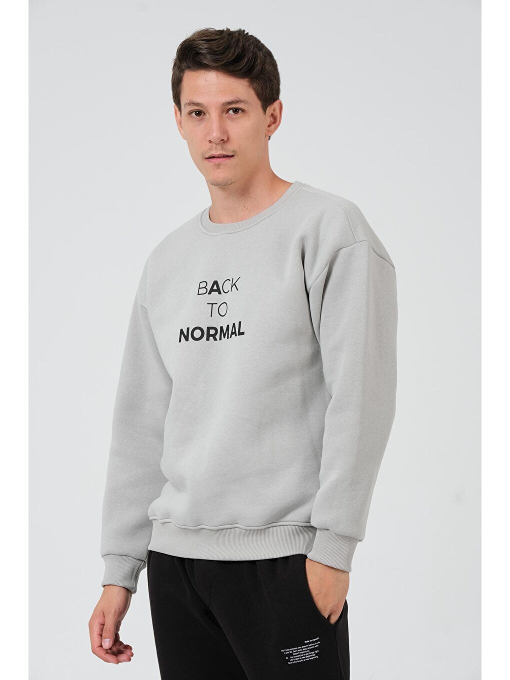 Gri Oversize Fit Bisiklet Yaka Pamuklu İçi Yumuşak Tüylü Baskılı Erkek Sweatshirt RF0202-1