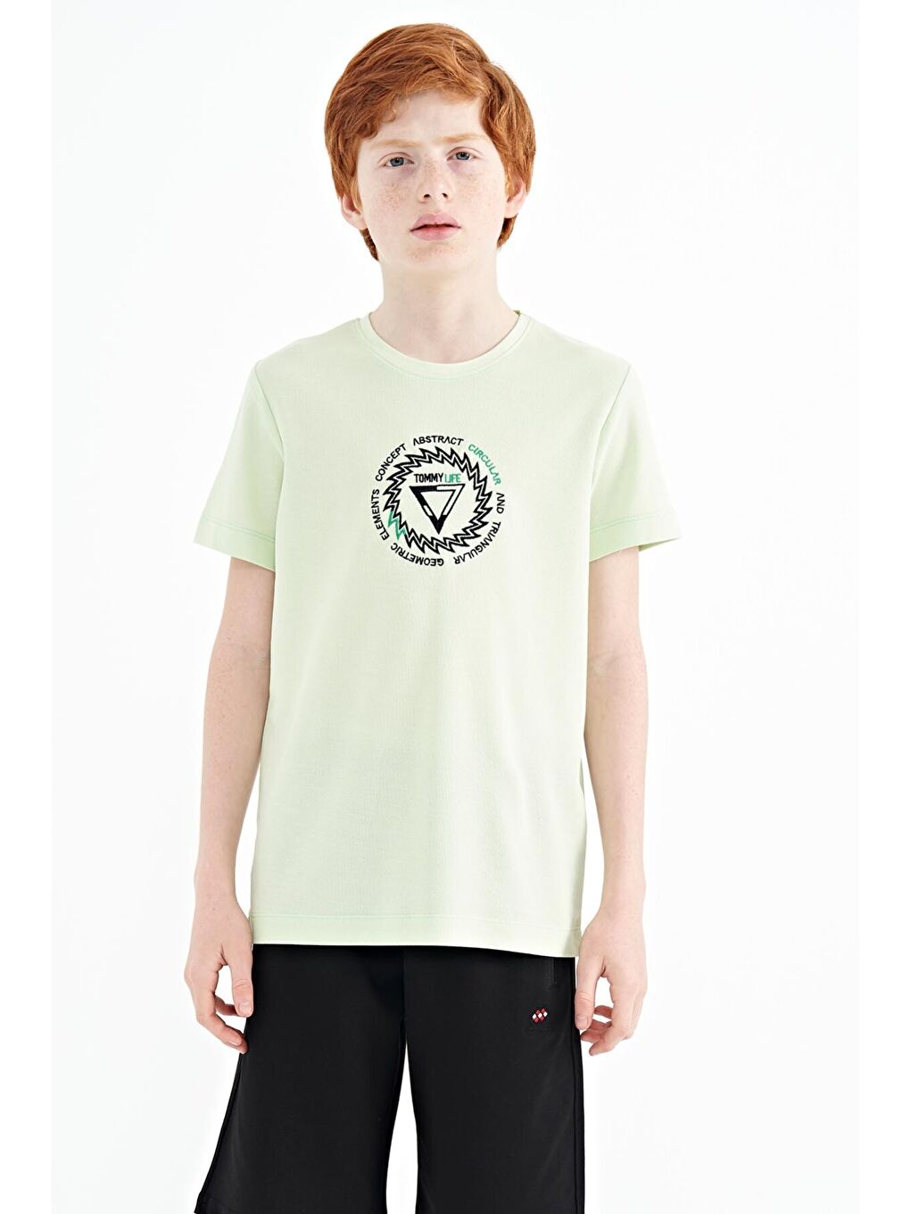 Açık Yeşil Nakış İşleme Detaylı O Yaka Standart Kalıp Erkek Çocuk Tişört - 11115-1