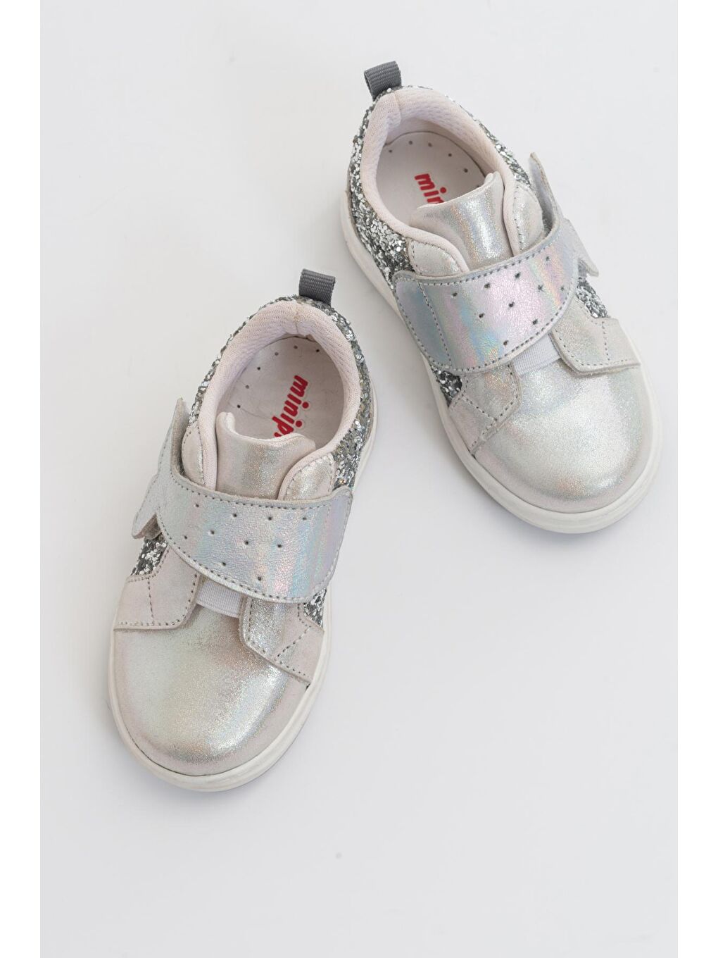 Gri Kız Çocuk Gümüş Deri Ortopedik Destekli Çocuk Ayakkabı-2