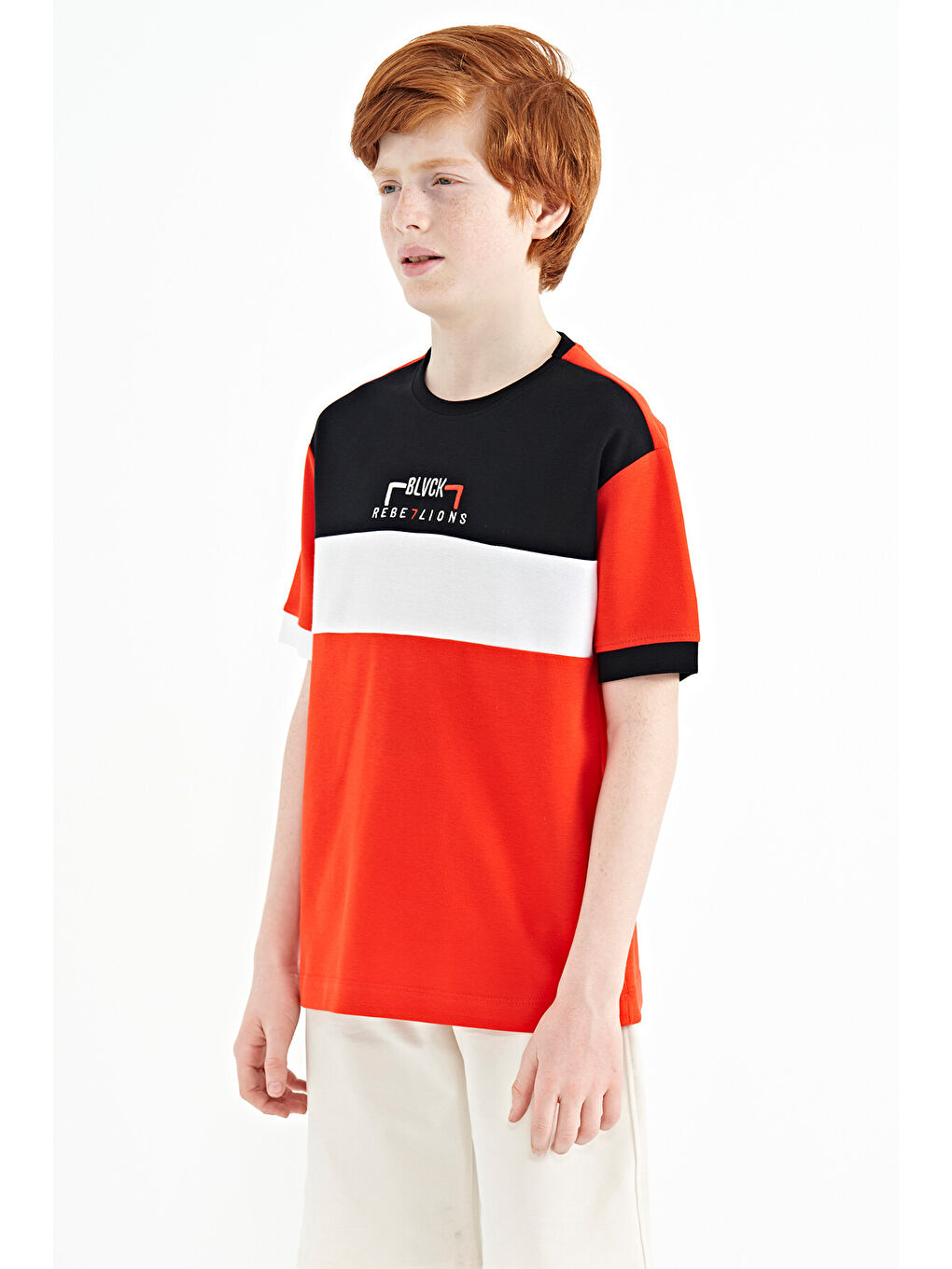 Kırmızı Fiesta Renk Geçişli Nakışlı Oversize Erkek Çocuk Tişört - 11159-2