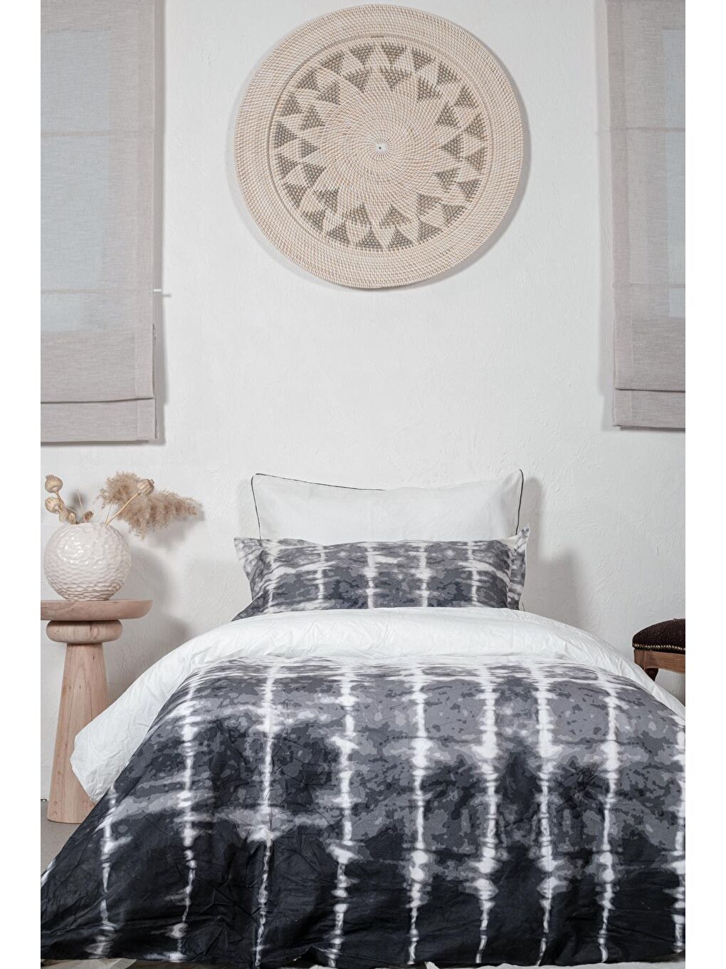 Siyah Galia Tek Kişilik Nevresim Takımı %100 Pamuk Ütü İstemeyen