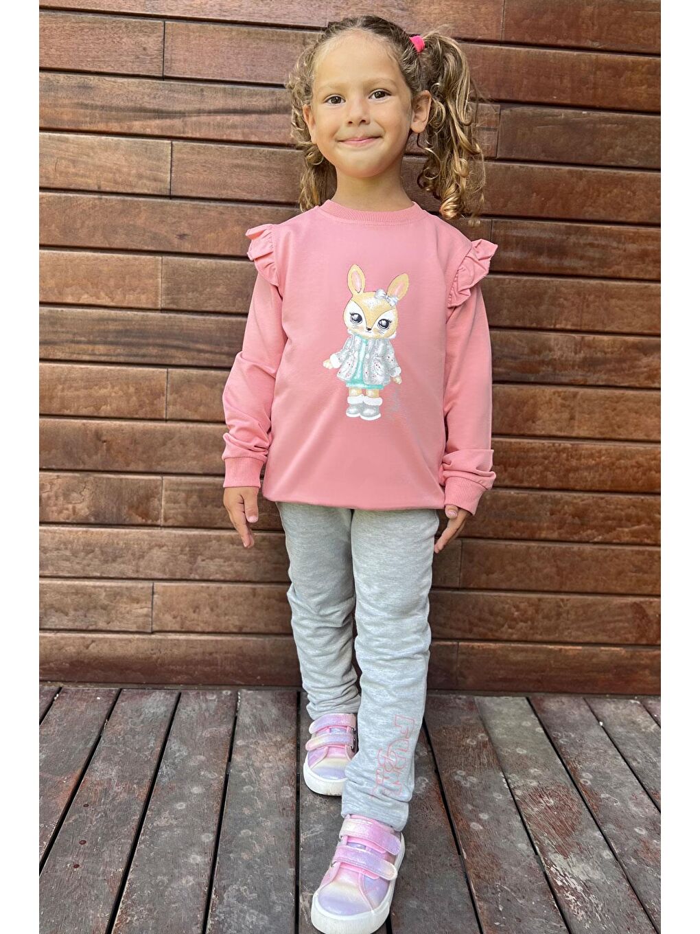 Pembe Kız Çocuk Eşofman Takım Sevimli Tavşancık Baskılı Gülkurusu (3 Yaş)