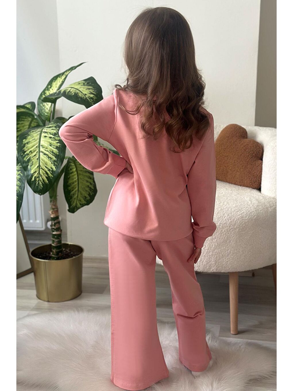 Pembe Kız Çocuk Eşofman Takım Çiçek Baskılı Geniş Paça Yırtmaçlı Gülkurusu (5-10 Yaş)-2