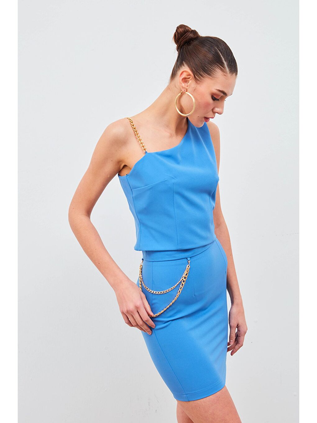 Zincir Askı Detaylı Crop Bluz - Mavi-3