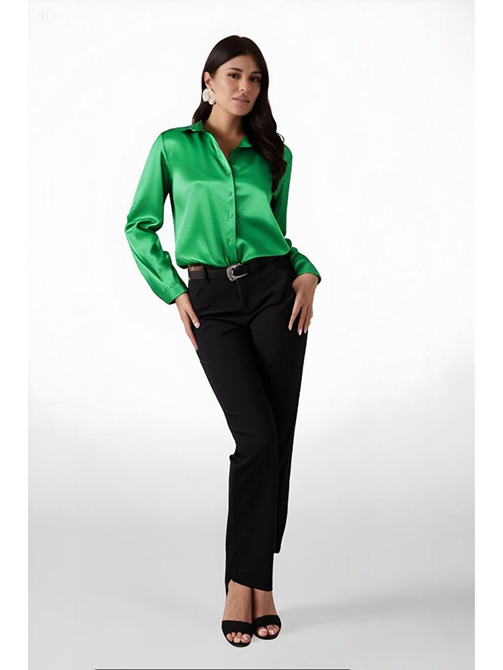 Kadın Koyu Yeşil Hafif Dökümlü Saten Yüzeyli Gömlek HZL22W-BD139641-1