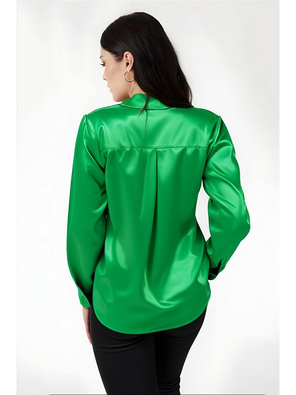 Kadın Koyu Yeşil Hafif Dökümlü Saten Yüzeyli Gömlek HZL22W-BD139641-4